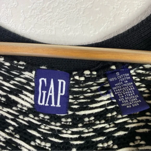 Vintage Gap Black & White Knit Cardigan Sweater - Picture 4 of 9